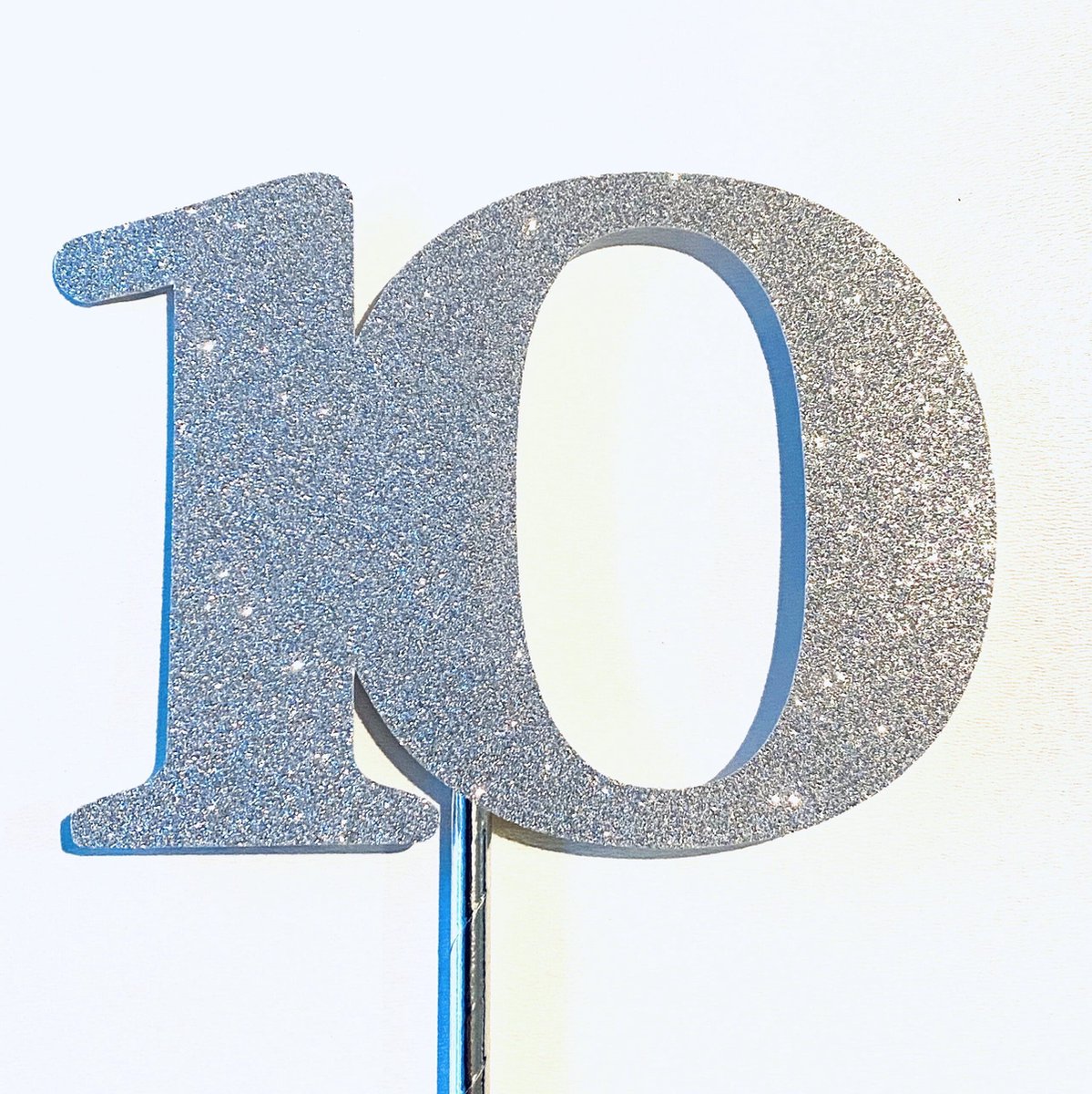 Taarttopper| Cake topper | Taartversiering| Verjaardag| Cijfers | 10 | Zilver glitter|14 cm| karton